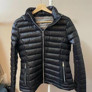 LIKE NEW Calvin Klein black premium down puffer jacket - women size XS